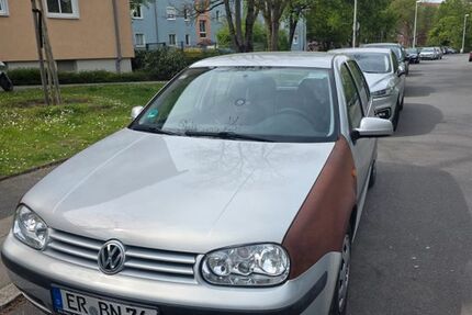 VW Golf 128.000 km 850 &euro; Erlangen 91052