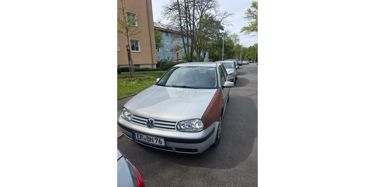VW Golf 128.000 km 850 &euro; Erlangen 91052
