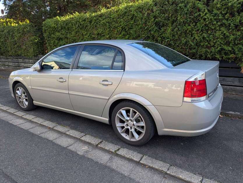 Opel Vectra 119.000 km 4.499 € Neunkirchen a. S. 91233