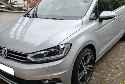 VW Touran 133.000 km 8.900 &euro; Nürnberg 90478