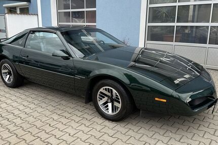 Pontiac Firebird 11.917 km 23.500 € Allersberg 90584