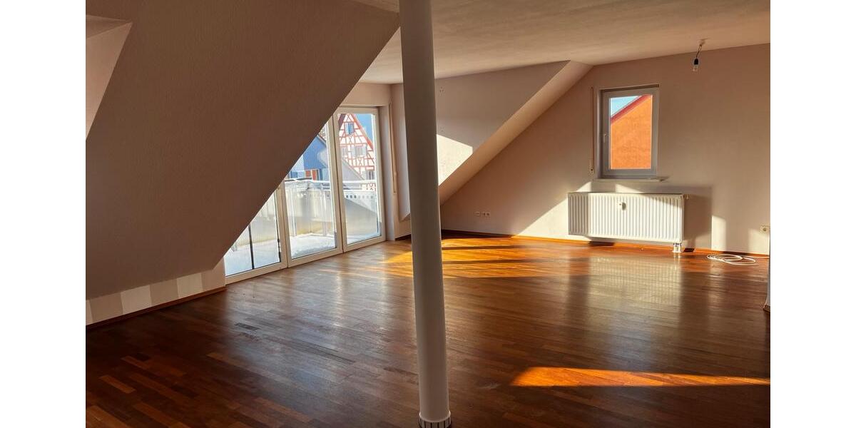 Exklusive, lichtdurchflutet Maisonettewohnung mit Südbalkon 2 zimmer