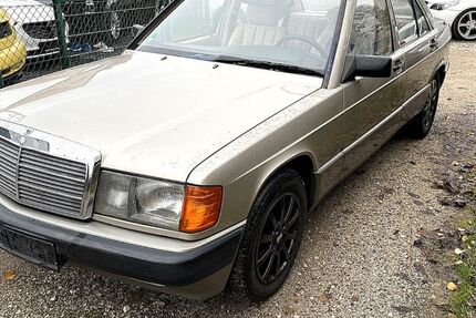 Mercedes-Benz 190 285.000 km 1.950 € Lauf 91207