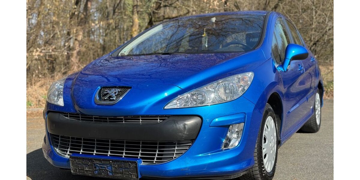 Peugeot 308 75.000 km 2.990 &euro; Eckental 90542