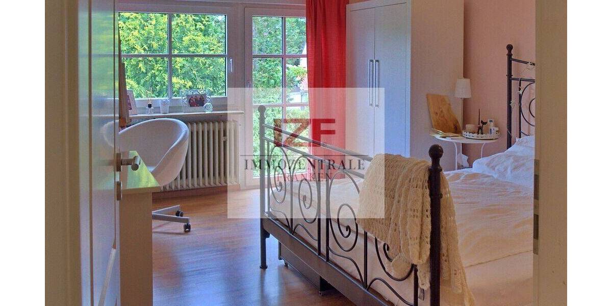 Reihenendhaus Erlangen Eltersdorf - 5 Zimmer, 117 m&sup2;, 495.000&euro; | Angebot:26874883