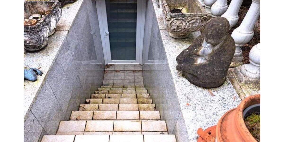 Hier ist nichts von der Stange - einmalige Gelegenheit auf Neubauniveau mit herrlicher Dachterrasse 4 zimmer