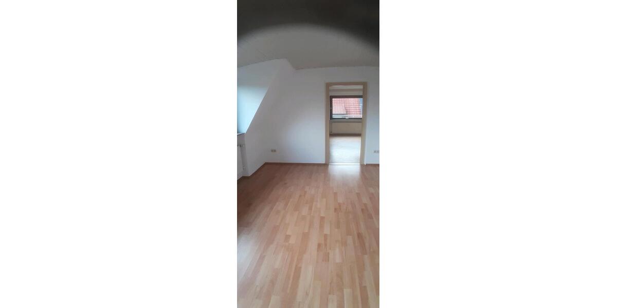 Dachgeschoßwohnung Nürnberg Altenfurt - 3 Zimmer, 87 m&sup2;, 1.360&euro; | Angebot:27588614