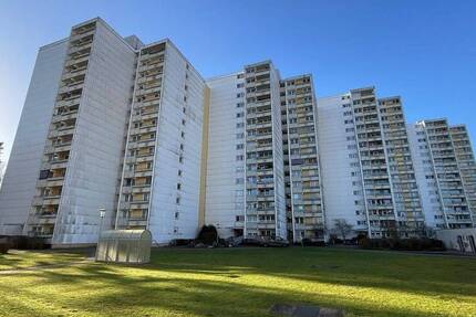 Wohnung Nürnberg Langwasser - 3 Zimmer, 79 m&sup2;, 810&euro; | Angebot:26435716