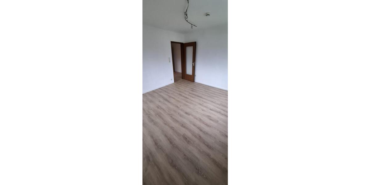 Dachgeschoßwohnung Schwaig Bei Nürnberg - 2 Zimmer, 65 m&sup2;, 690&euro; | Angebot:25711946