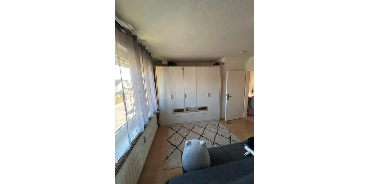Dachgeschoßwohnung Feucht - 2 Zimmer, 45 m&sup2;, 800&euro; | Angebot:26692043
