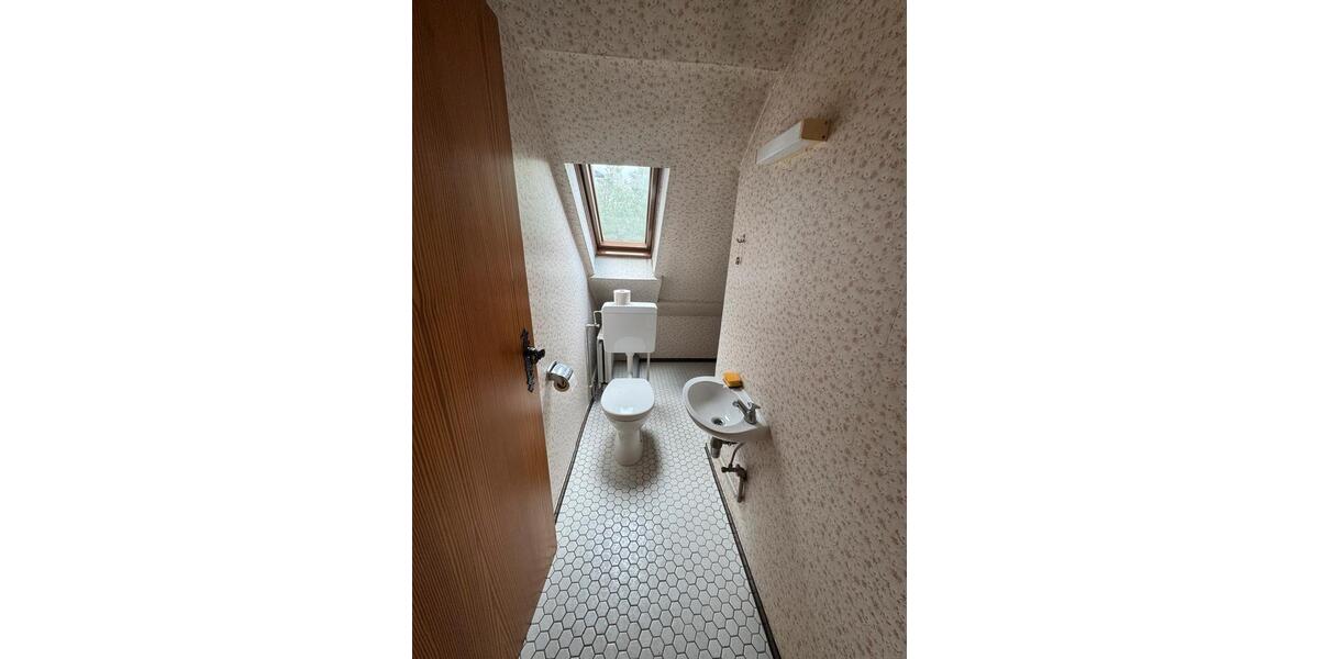 Reihenhaus Schwaig Bei Nürnberg - 5.5 Zimmer, 150 m&sup2;, 480.000&euro; | Angebot:27155364