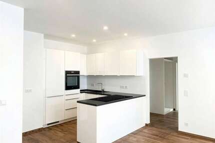 Wohnung Fürth Südstadt - 4 Zimmer, 87 m&sup2;, 320.000&euro; | Angebot:27616406