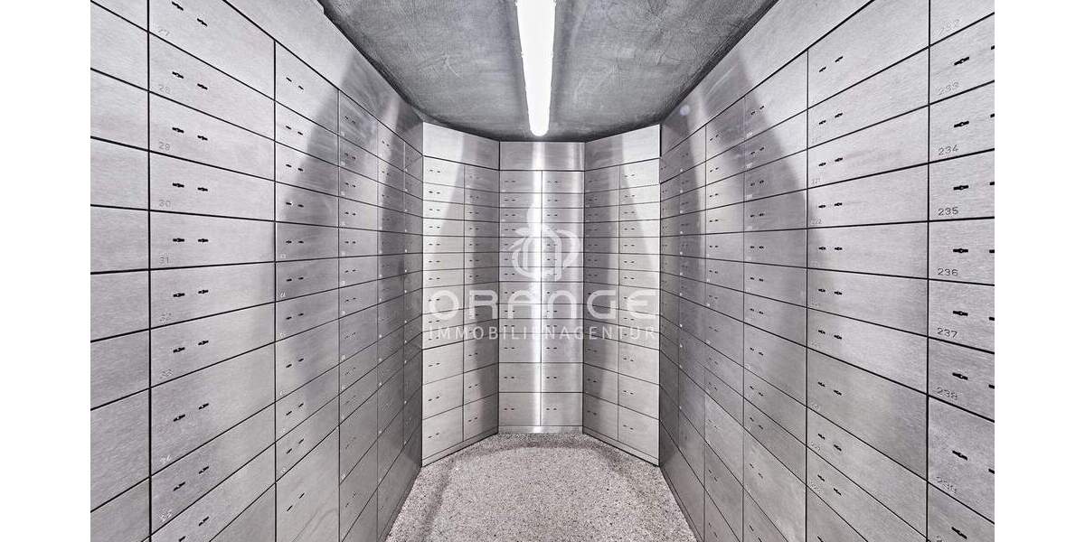 ***Direkt an der B14 - Denkmalgeschütze Gewerbefläche sucht neuen Eigentümer*** zimmer