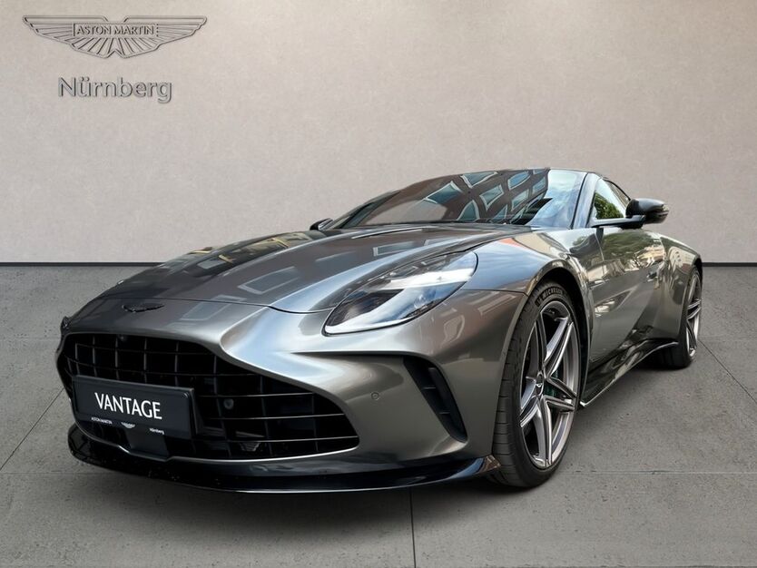 Aston Martin V8 Vantage 8.300 km 184.900 € Nürnberg 90403