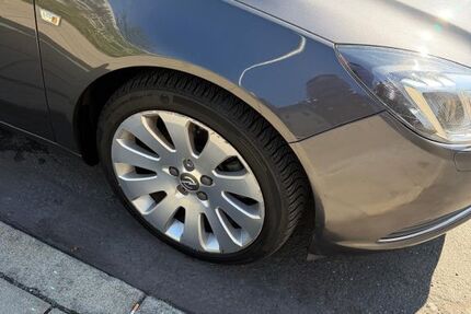 Opel Insignia 180.000 km 5.300 &euro; Nürnberg 90429