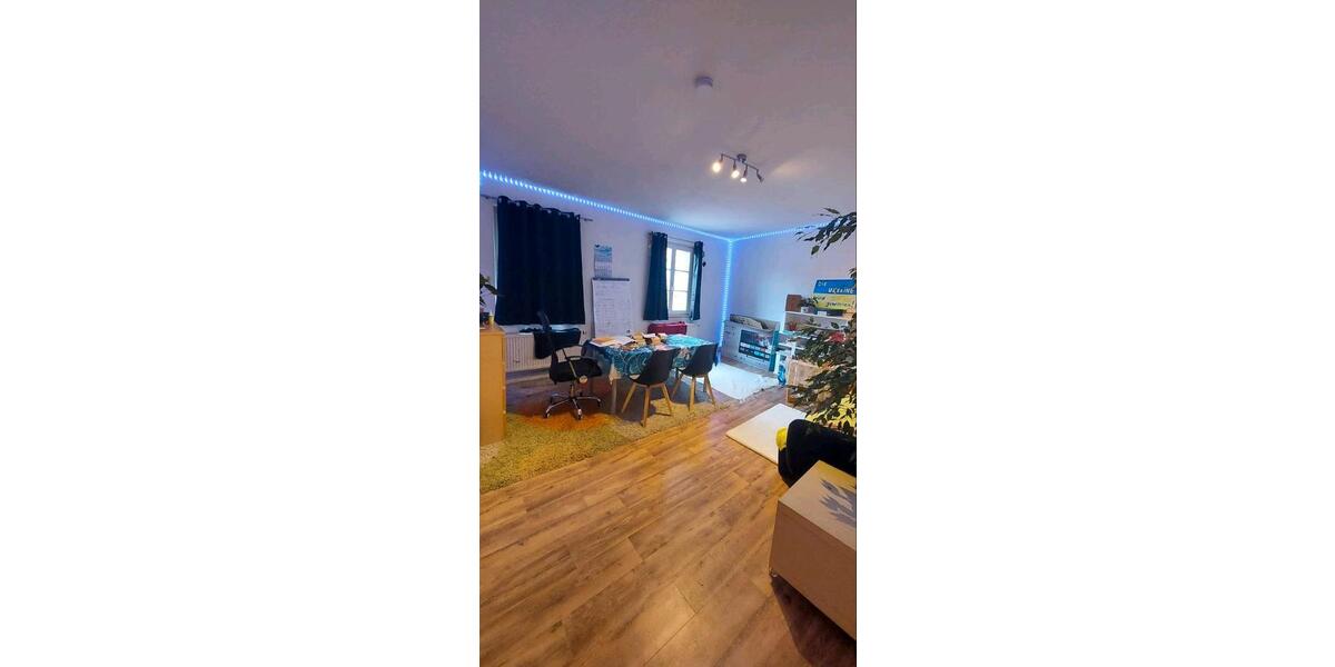 Etagenwohnung Schwabach - 3 Zimmer, 85 m&sup2;, 1.090&euro; | Angebot:25658992