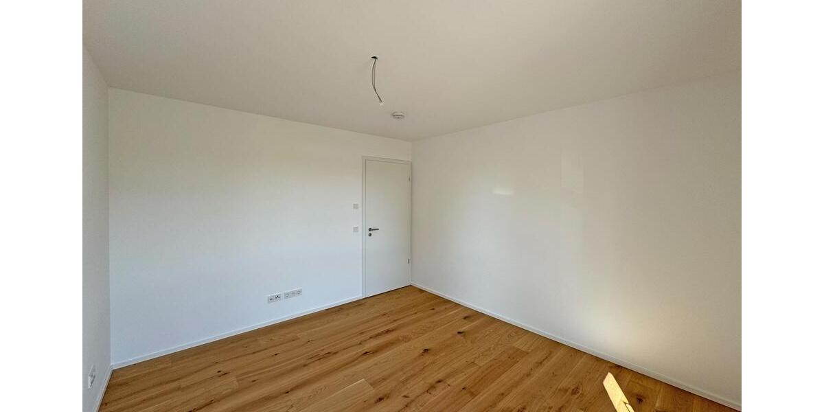 Etagenwohnung Nürnberg Almoshof - 3 Zimmer, 91 m&sup2;, 1.450&euro; | Angebot:26386672