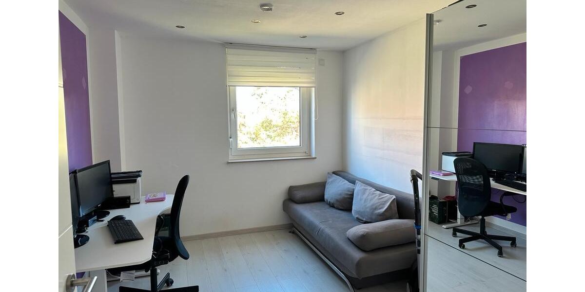 Etagenwohnung Nürnberg Langwasser - 4 Zimmer, 86 m&sup2;, 1.600&euro; | Angebot:27593983