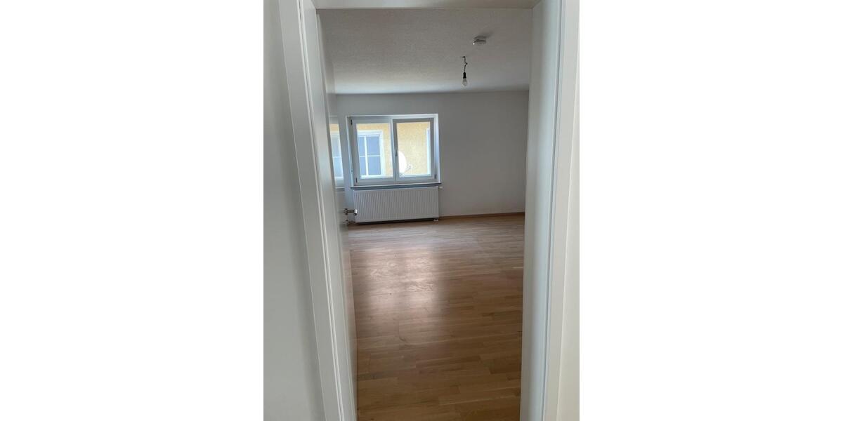 Etagenwohnung Schnaittach - 3 Zimmer, 86 m&sup2;, 1.050&euro; | Angebot:27609831