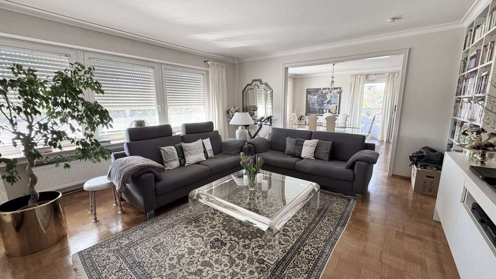 Einfamilienhaus Cadolzburg - 6 Zimmer, 217 m&sup2;, 1.950&euro; | Angebot:26907142