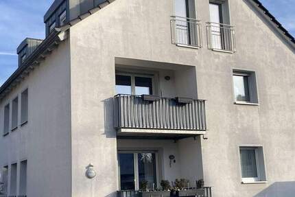 Gemütliche Dachgeschosswohnung mit französischem Balkon 2 zimmer