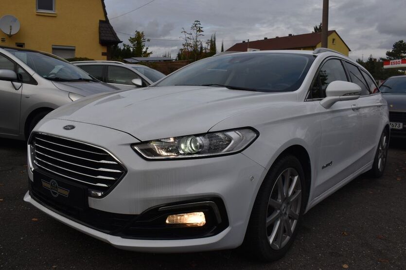 Ford Mondeo 75.000 km 18.900 € Nürnberg 90451