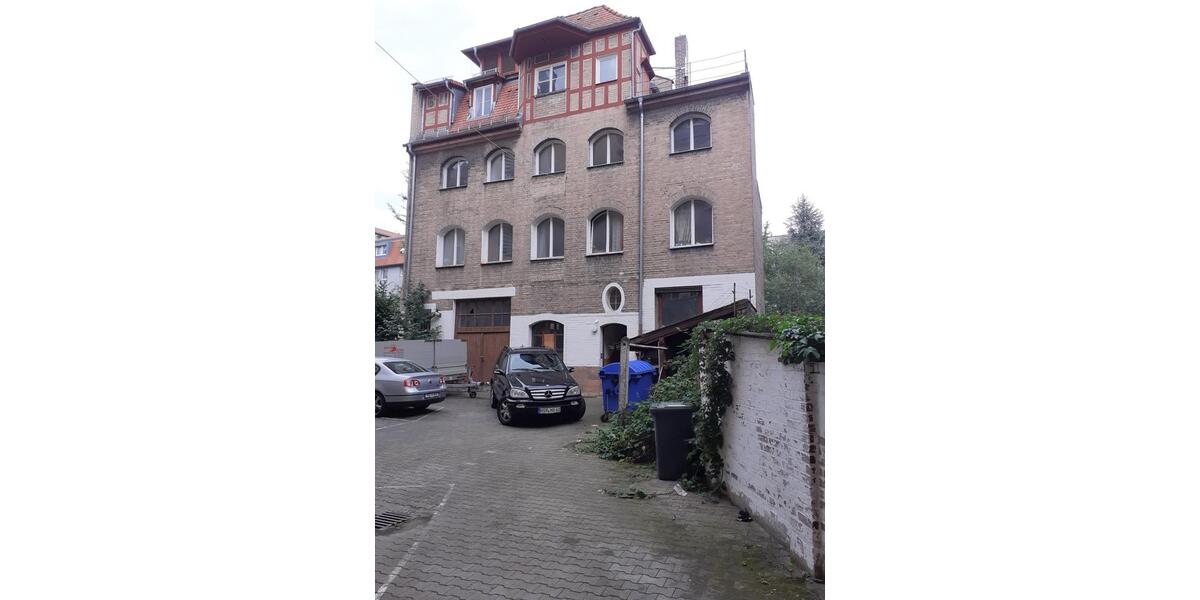 Etagenwohnung Nürnberg Sankt Leonhard - 8 Zimmer, 200 m&sup2;, 300.000&euro; | Angebot:26998845