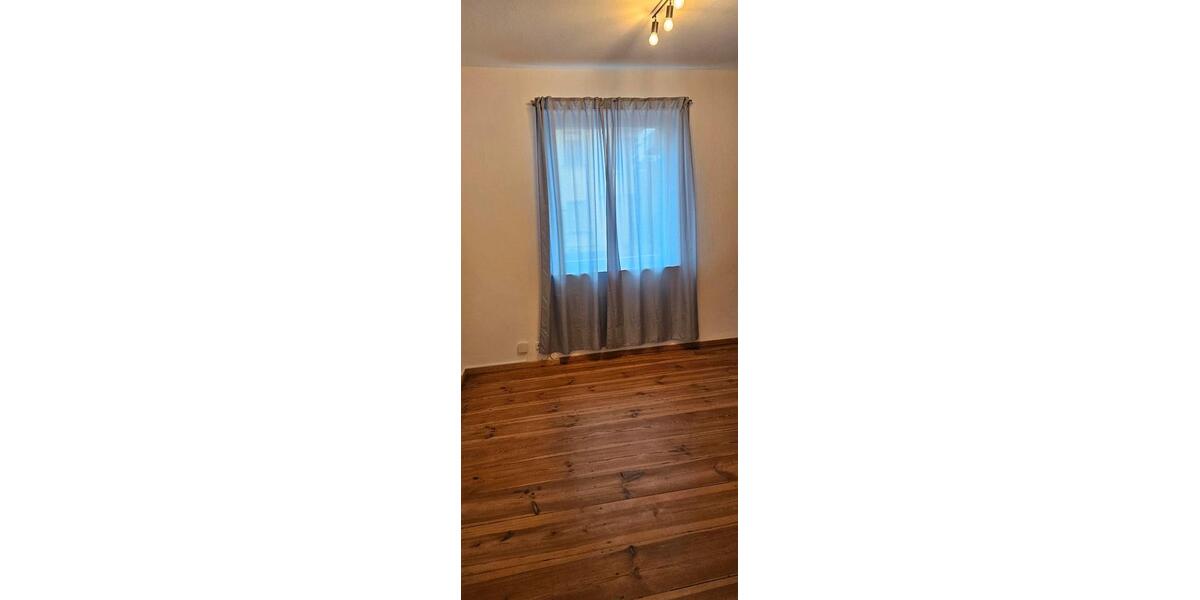 Erdgeschoßwohnung Lauf an der Pegnitz - 3 Zimmer, 60 m&sup2;, 900&euro; | Angebot:27616441