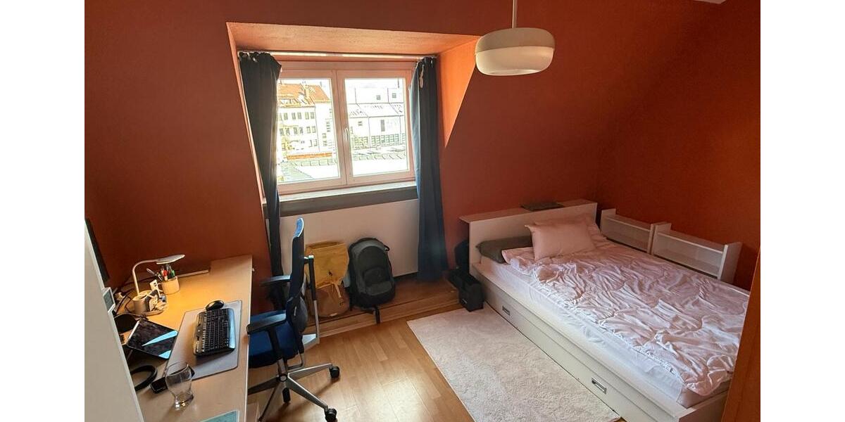 Wohnung in der Nähe des Friedrich-Ebert-Platzes 3 zimmer