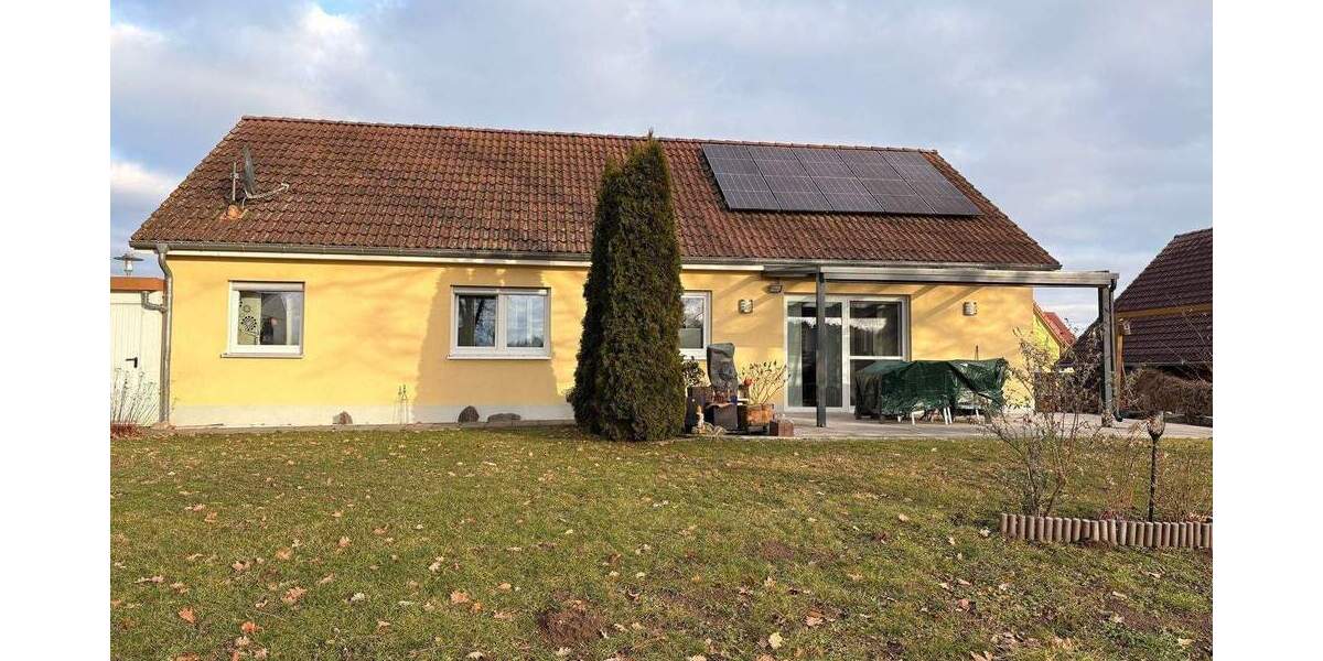 Bungalow Büchenbach - 4 Zimmer, 111 m&sup2;, 650.000&euro; | Angebot:25631576