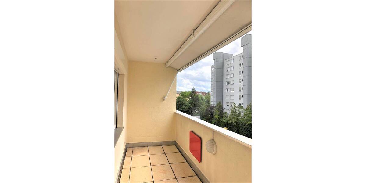 Helle 2-Zi. Wohnung mit Balkon in Erlangen nahe Siemens Campus Wohnung kaufen 2 zimmer