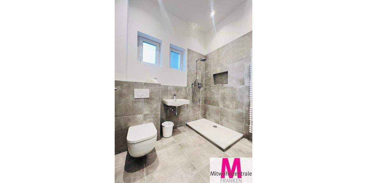 Etagenwohnung Nürnberg Steinbühl - 2 Zimmer, 65 m&sup2;, 1.290&euro; | Angebot:25729978