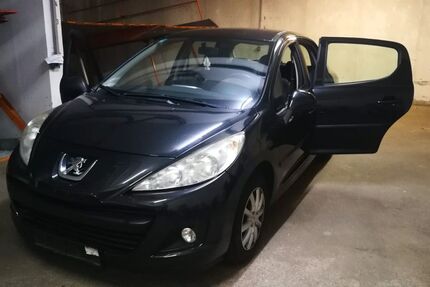 Peugeot 207 165.000 km 2.000 &euro; Nürnberg 90419