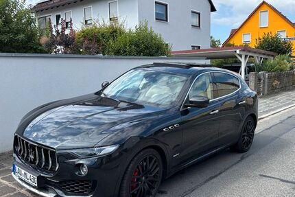 Maserati Levante 64.000 km 38.900 &euro; Schwarzenbruck 90592