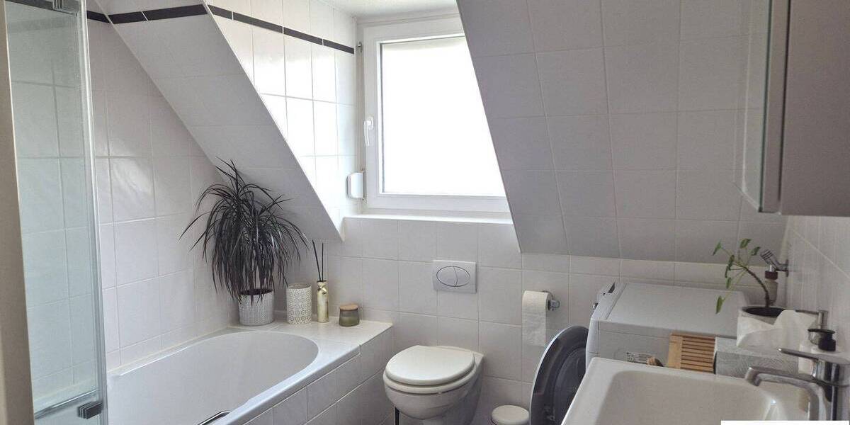 Etagenwohnung Nürnberg Sebald - 3 Zimmer, 80 m&sup2;, 950&euro; | Angebot:26695112