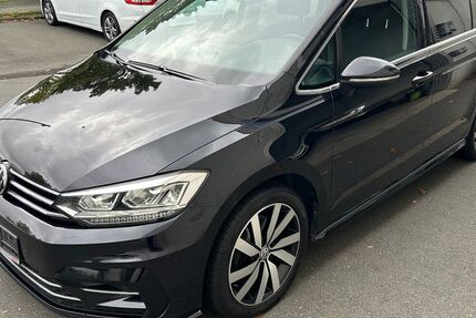 VW Touran 208.000 km 14.490 &euro; Nürnberg 90439