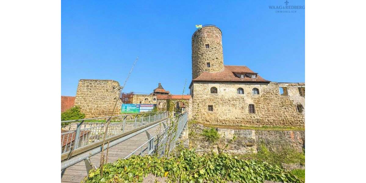 Einfamilienhaus Burgthann - 9 Zimmer, 351 m&sup2;, 699.000&euro; | Angebot:26771834