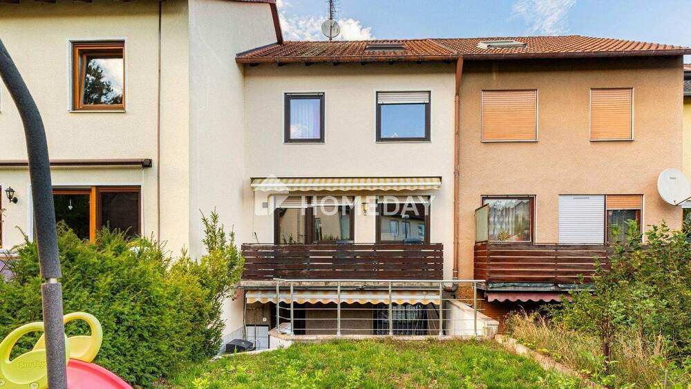 Reihenmittelhaus Erlangen Bruck - 7 Zimmer, 138 m&sup2;, 600.000&euro; | Angebot:25688306