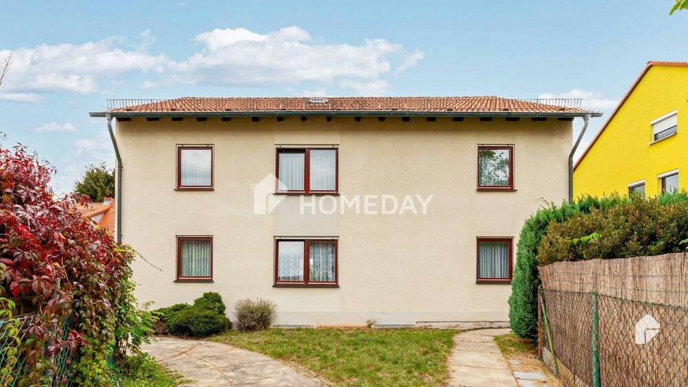 Attraktives Zweifamilienhaus mit 8 Zimmern, EBK und Garage in ruhiger Lage von Nürnberg 8 zimmer