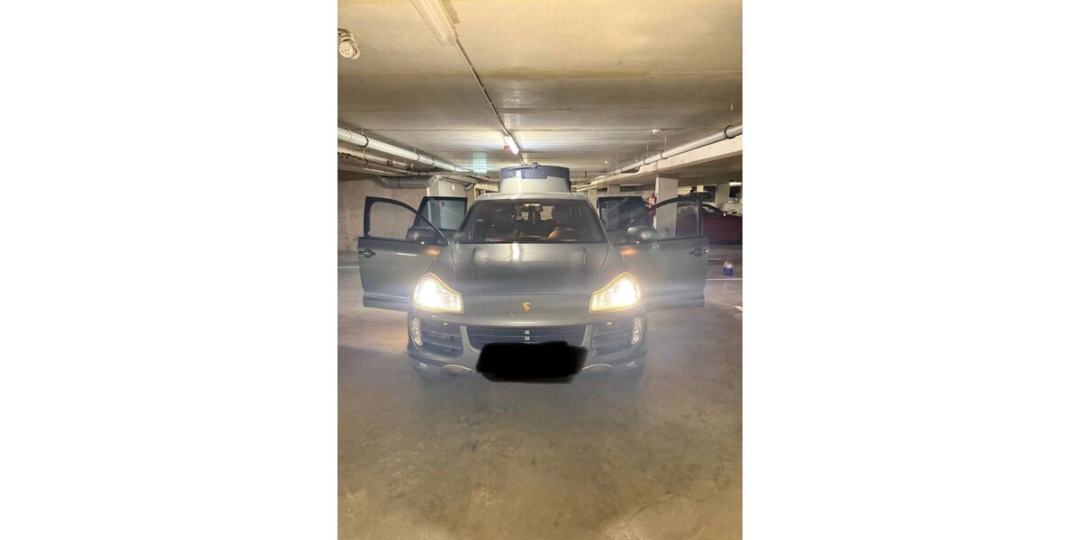 Porsche Cayenne 241.058 km 11.500 &euro; Nürnberg 90425