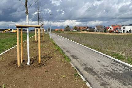 Baugrundstück für Gewerbe in Perfekter Lage zimmer