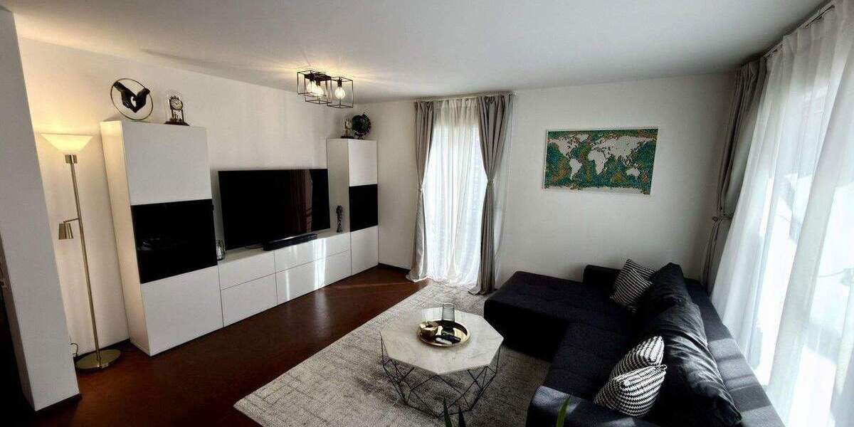 Charmante Eigentumswohnung mit Terasse,Aufzug,Fußbodenheizung,Kellerabteil und 2xTG-Stellplätze 3 zimmer