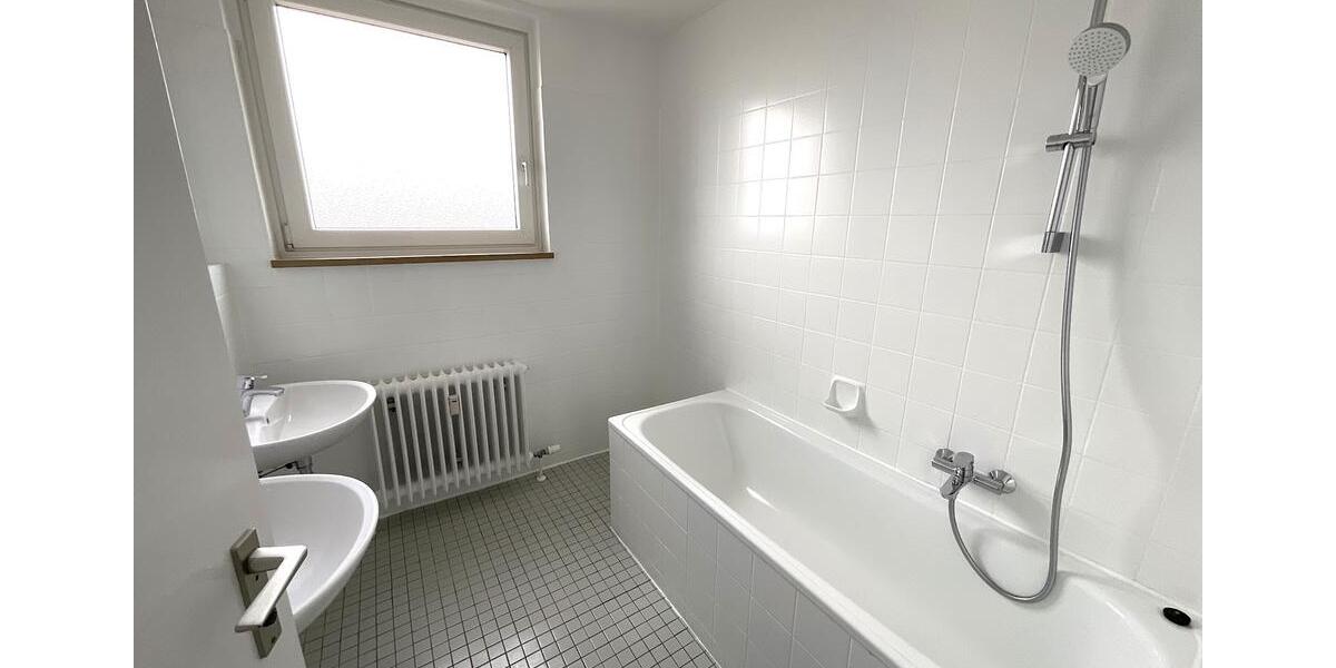 Etagenwohnung Nürnberg Altenfurt - 3 Zimmer, 79 m&sup2;, 810&euro; | Angebot:26409612