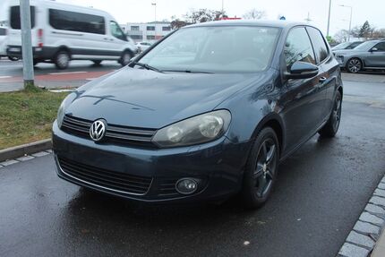 VW Golf 197.000 km 4.900 € Nürnberg 90449