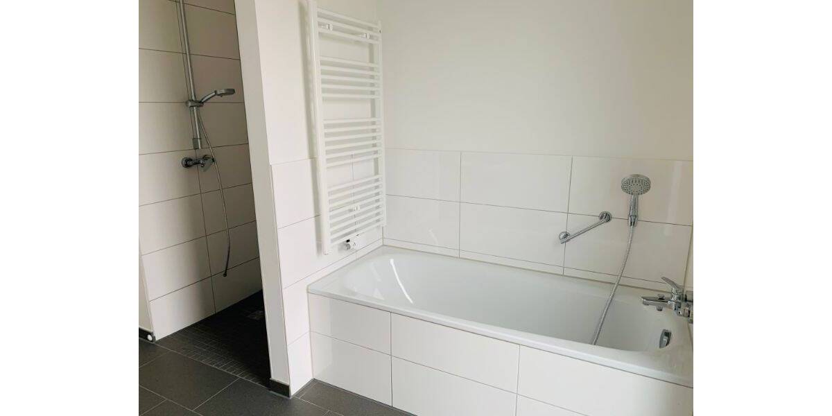 Etagenwohnung Nürnberg Rennweg - 3 Zimmer, 91 m&sup2;, 1.200&euro; | Angebot:26389494