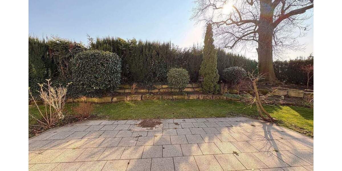 Etagenwohnung Nürnberg Gaismannshof - 4 Zimmer, 145 m&sup2;, 2.000&euro; | Angebot:26247587