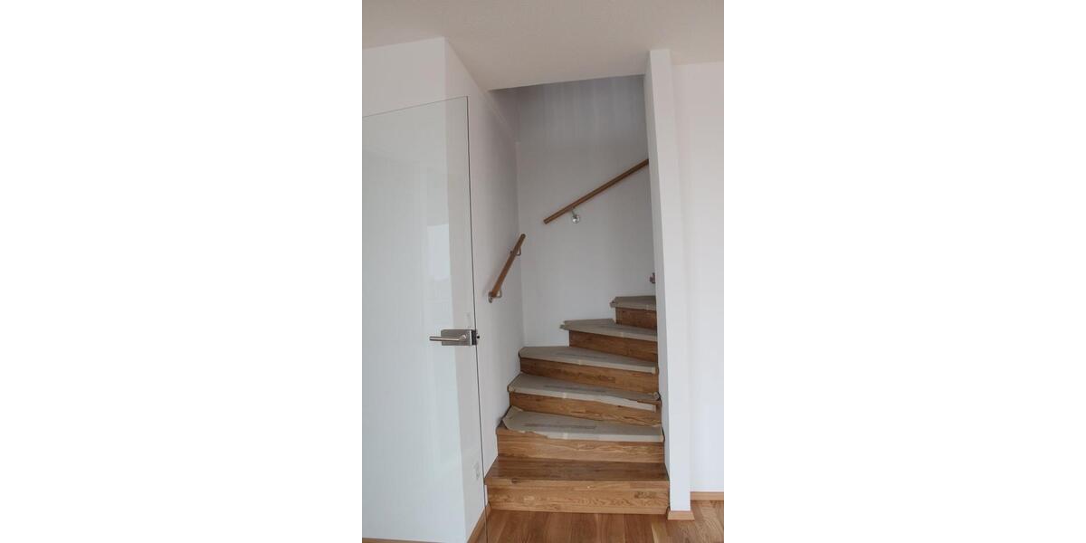 Etagenwohnung Fürth Bislohe - 4 Zimmer, 129 m&sup2;, 2.130&euro; | Angebot:26413587
