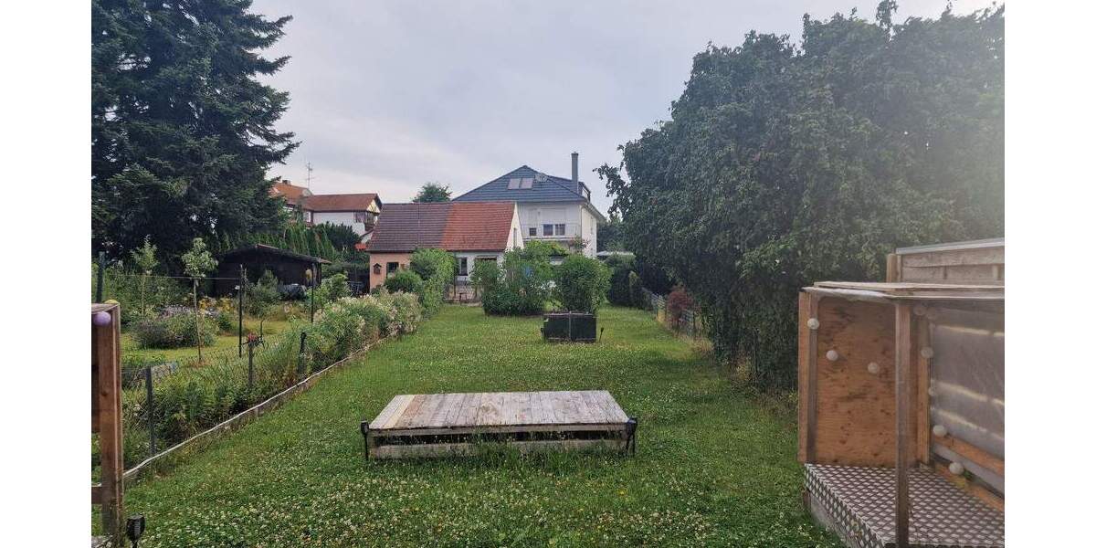 Reihenmittelhaus Fürth Unterfürberg - 6 Zimmer, 130 m&sup2;, 379.000&euro; | Angebot:25676419