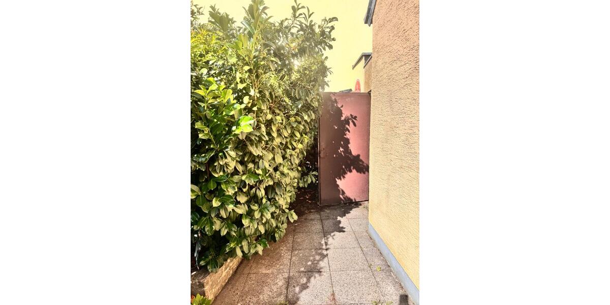 Einfamilienhaus Fürth Südstadt - 3 Zimmer, 70 m&sup2;, 220.000&euro; | Angebot:27156844