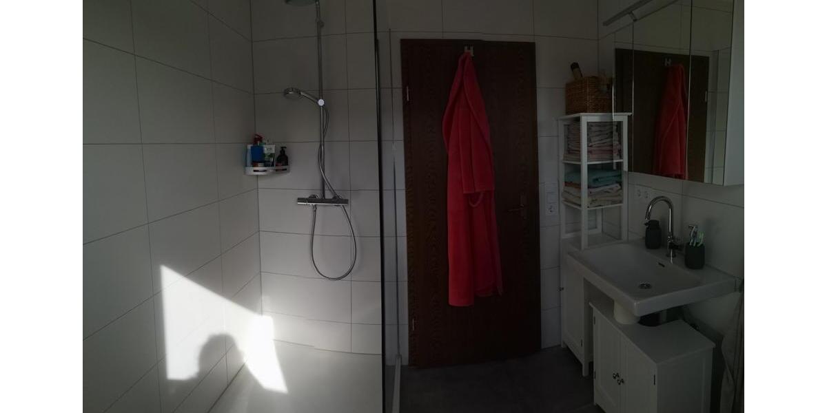 Dachgeschoßwohnung Forchheim - 3 Zimmer, 73 m&sup2;, 860&euro; | Angebot:25238332